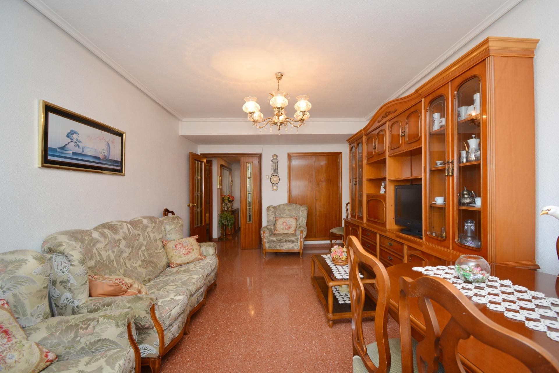 Living room of Flat for sale in  Zaragoza Capital  with Heating and Terrace