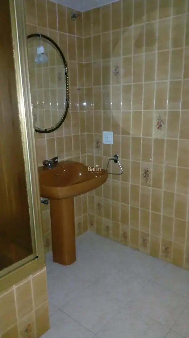 Bany de Àtic en venda en Córdoba amb Aire condicionat i Terrassa