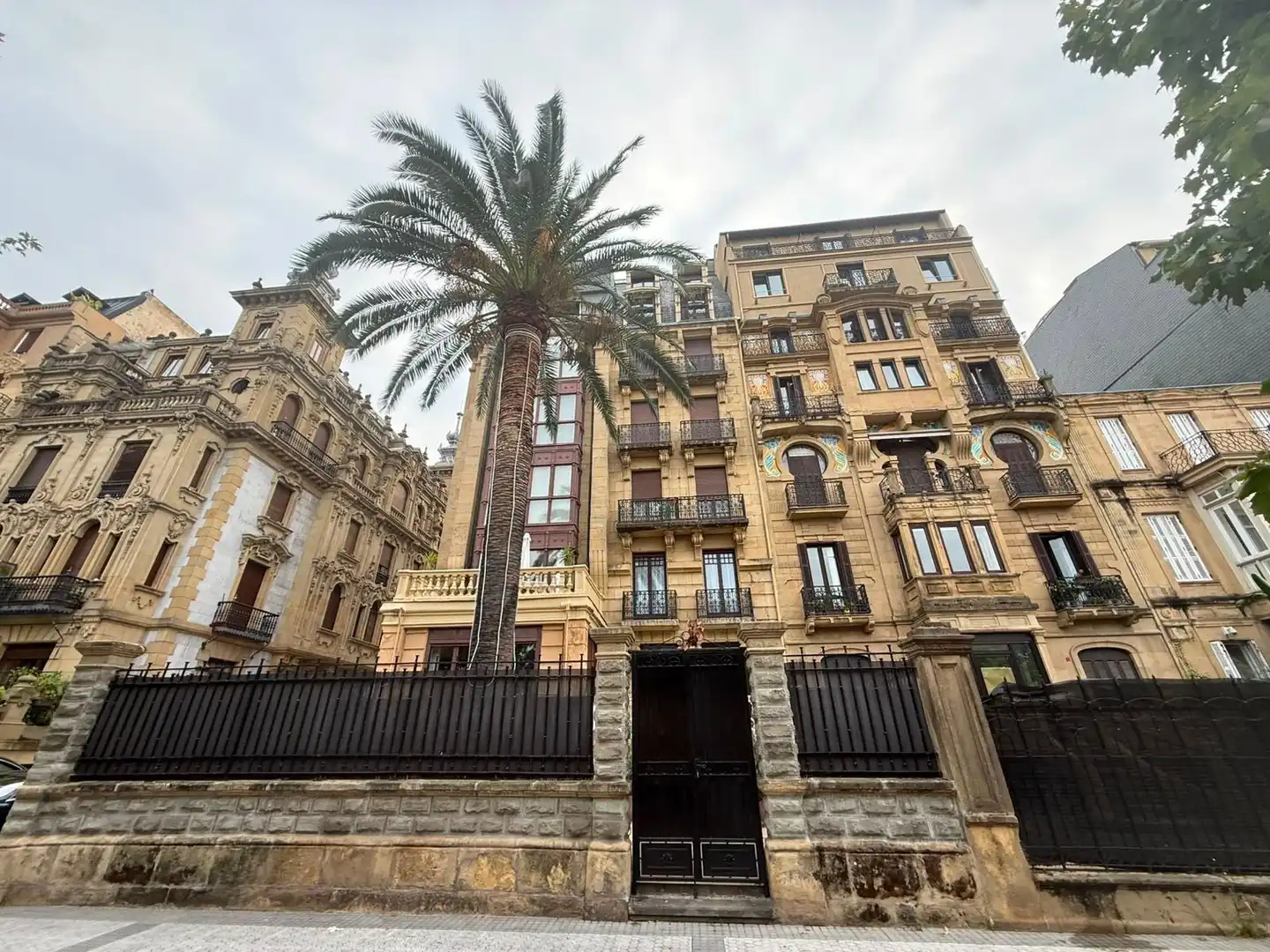 Außenansicht von Wohnung zur Miete in Donostia - San Sebastián  mit Heizung, Möbliert und Balkon