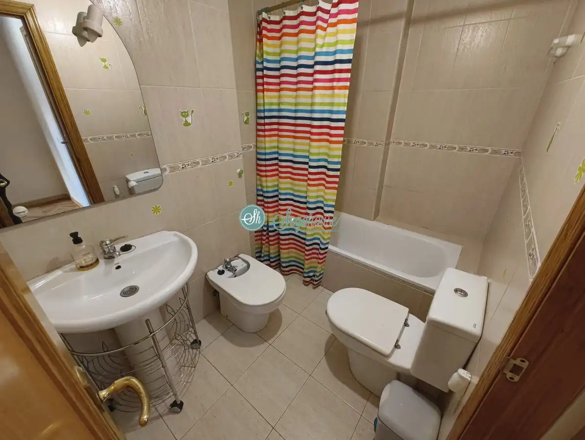 Bathroom of Flat for sale in Segovia  with Heating, Storage room and Furnished