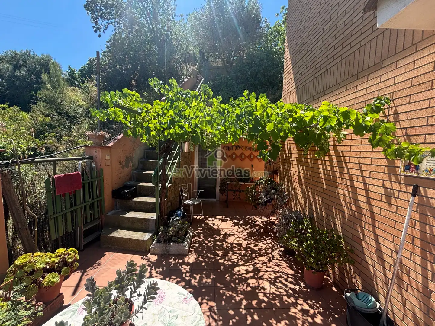 Garden of Houses for sale in Cervelló  with Air Conditioner, Heating and Private garden