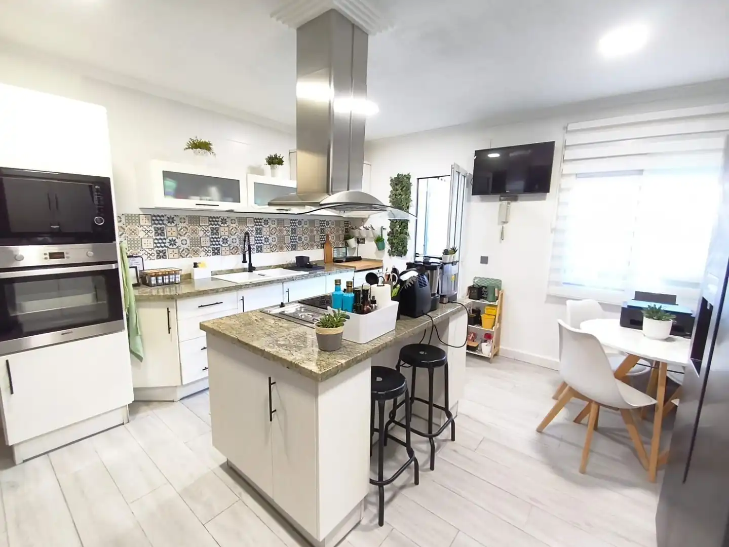 Cocina de Piso en venta en Linares con Aire acondicionado y Calefacción