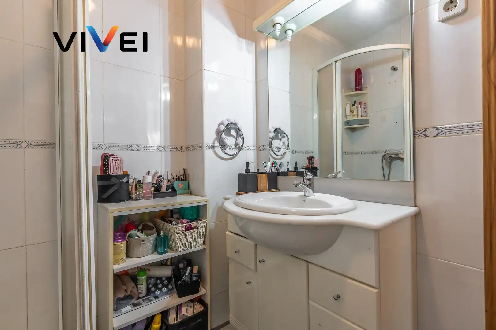 Bathroom of Flat for sale in Madrid  with Heating and Balcony