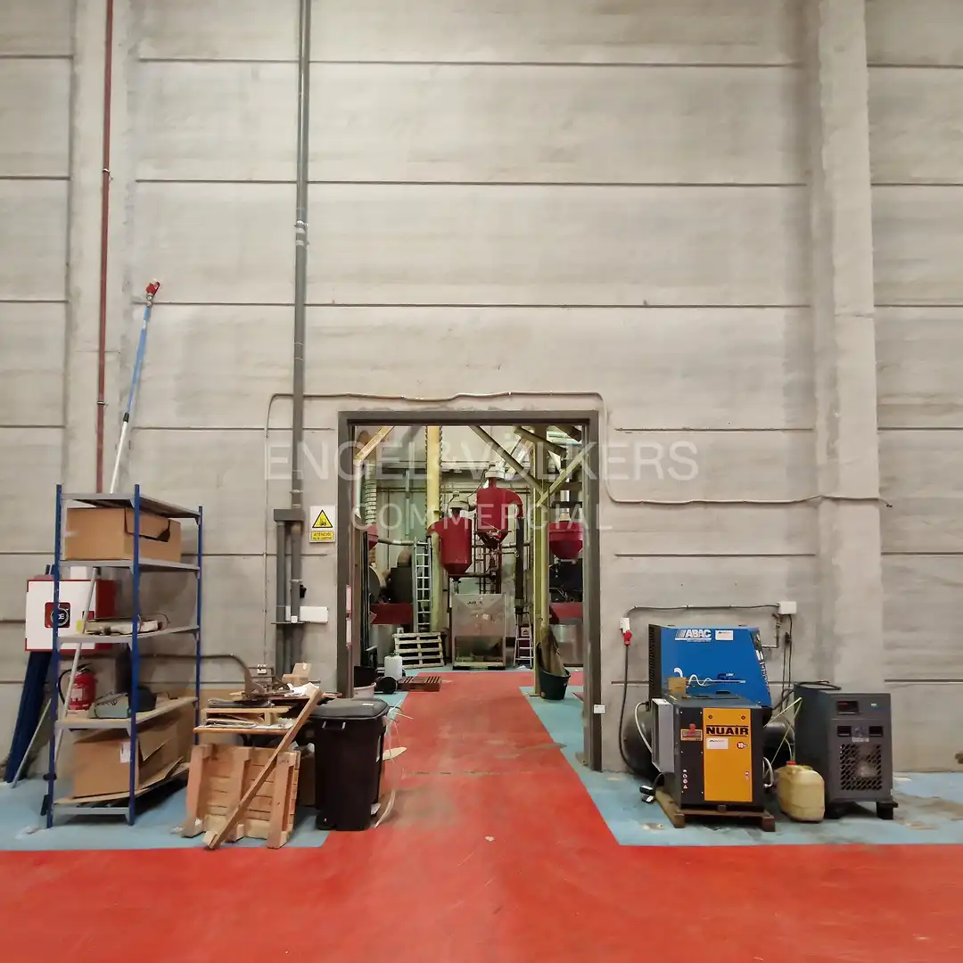 Nave industrial en venta en Sant Andreu de la Barca, imagen 9