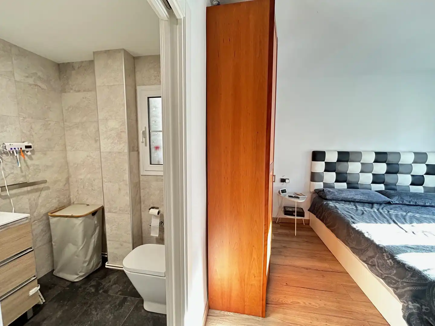 Badezimmer von Maisonette zum Verkauf in Sant Boi de Llobregat mit Klimaanlage, Heizung und Parkett