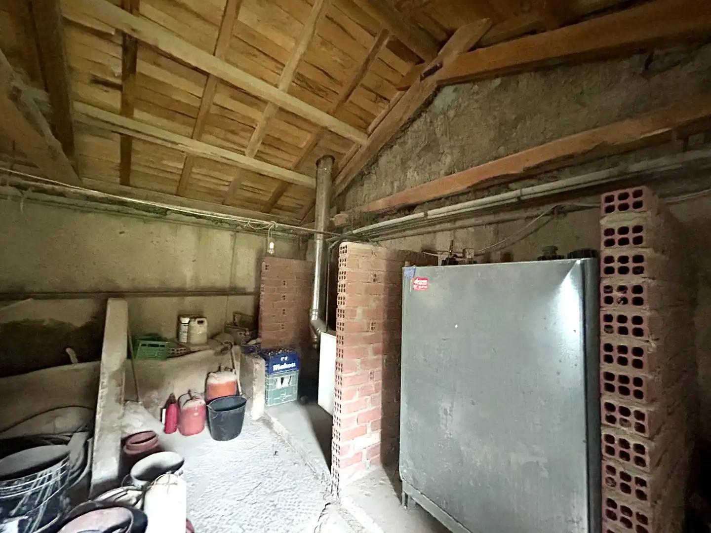 Finca rústica en venta en Riello con Calefacción