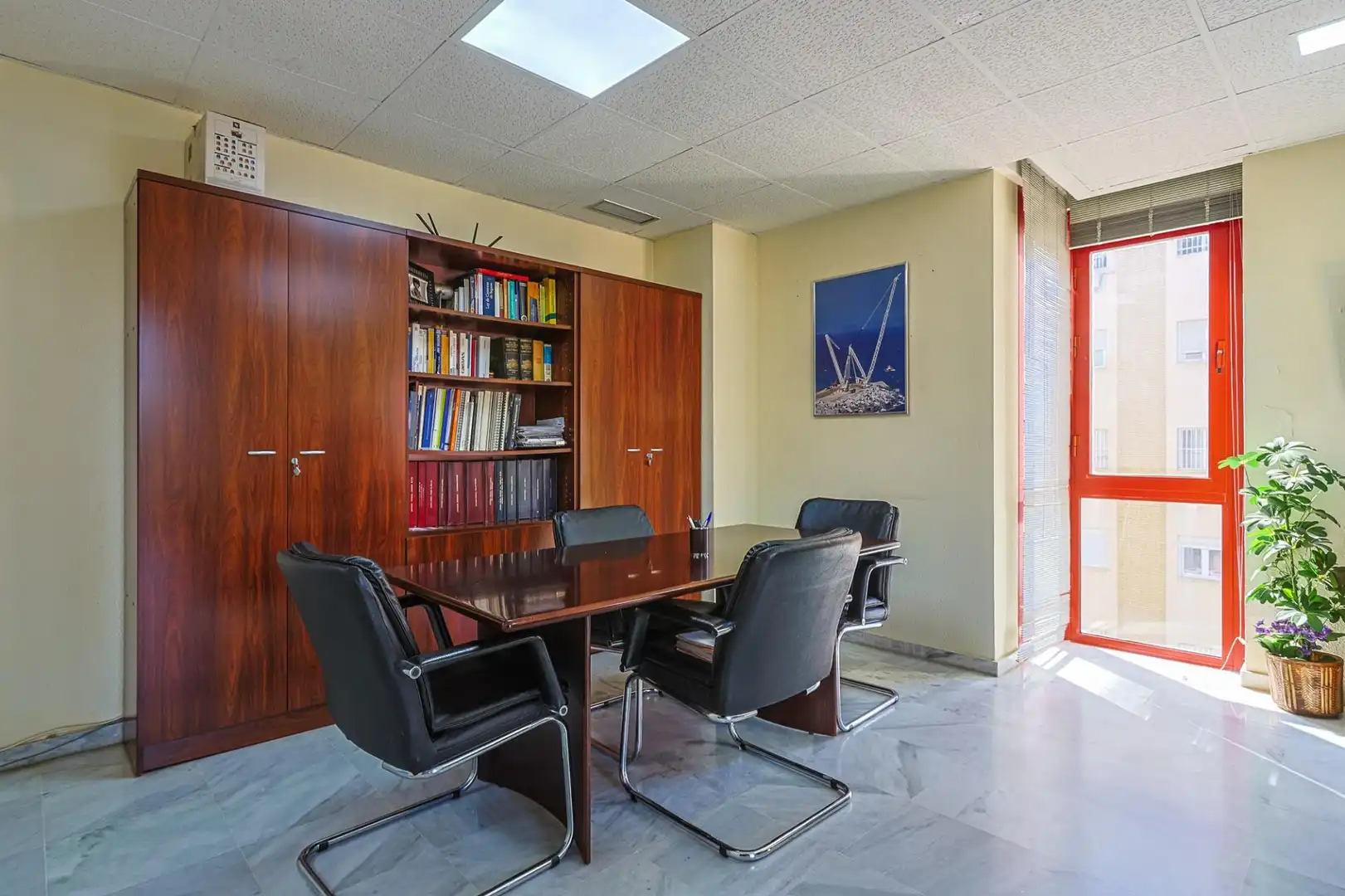 Office for sale in Sevilla