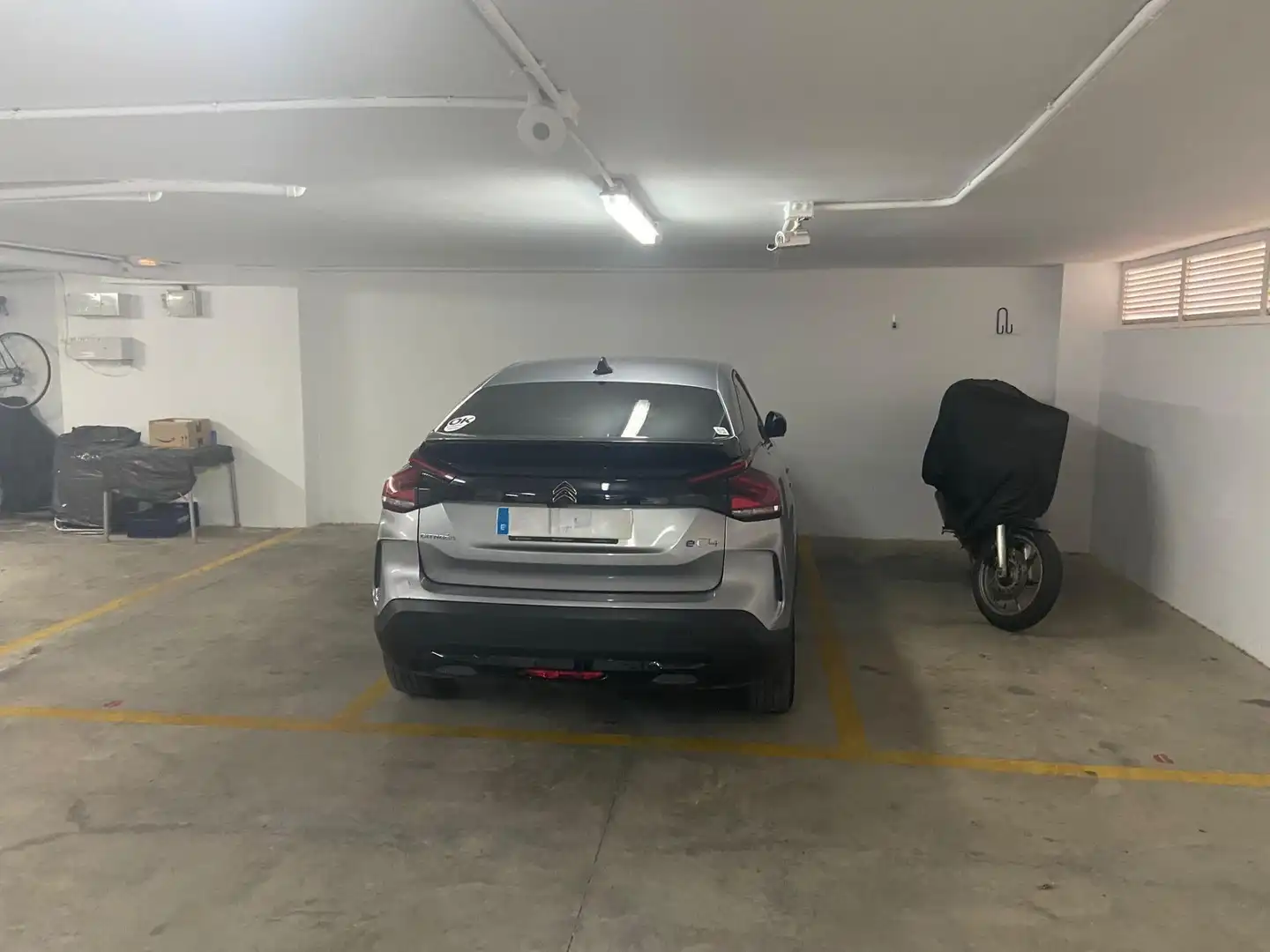 Parkplatz von Maisonette zum Verkauf in Cullera mit Klimaanlage, Terrasse und Abstellraum