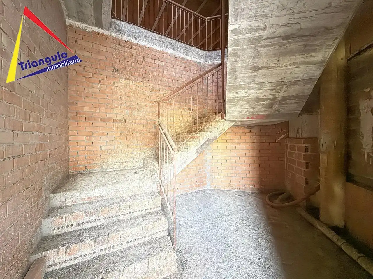 Local comercial en venta en La Lastrilla, imagen 2