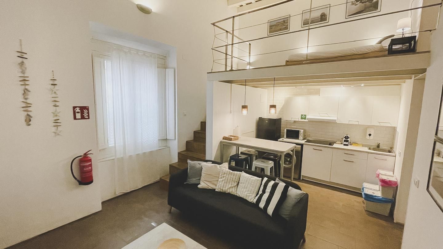 Wohnzimmer von Wohnungen zum Verkauf in  Cádiz Capital mit Klimaanlage