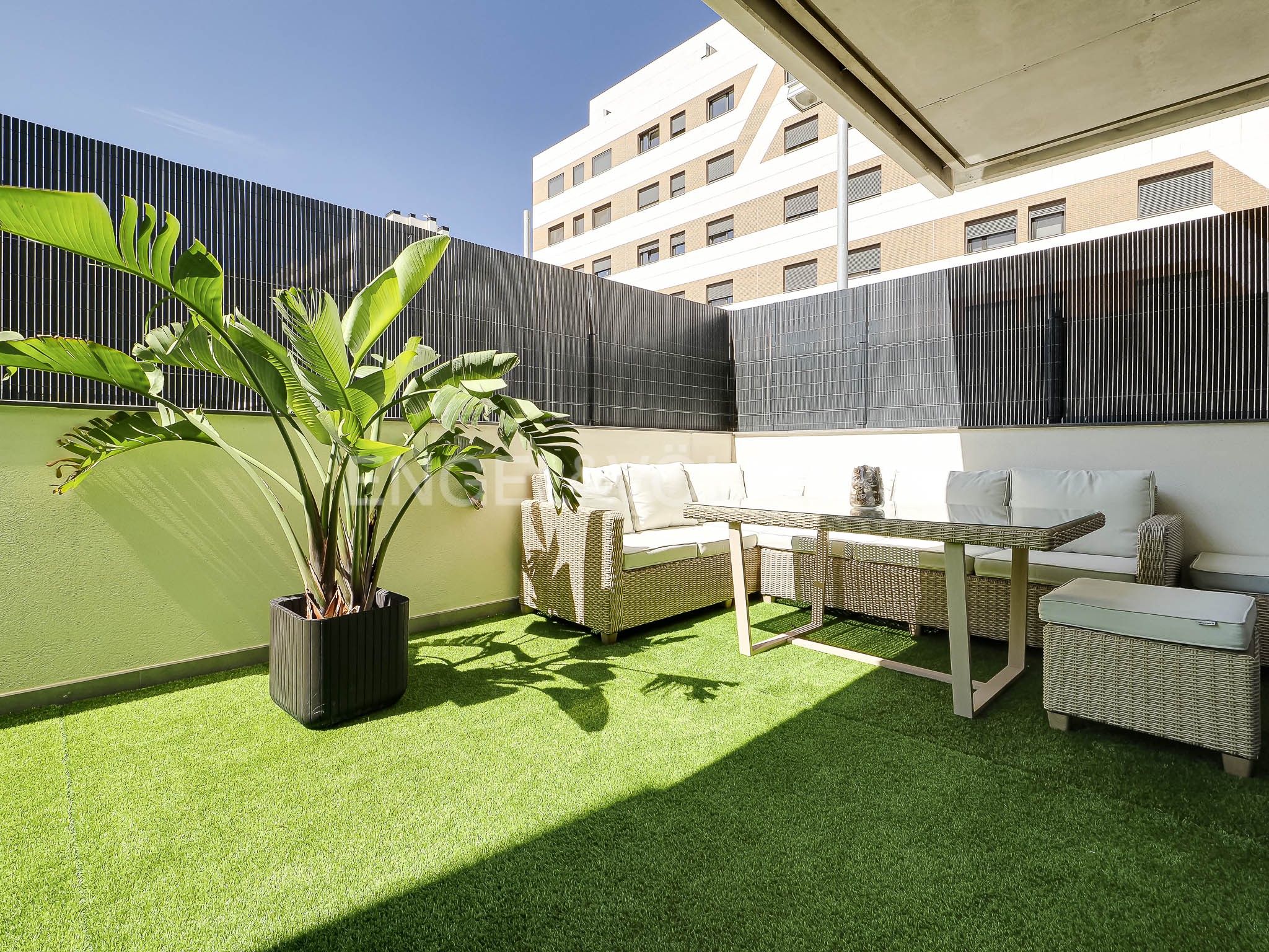 Terrassa de Apartament en venda en Sant Adrià de Besòs amb Aire condicionat, Calefacció i Parquet