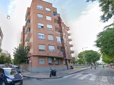 Pis amb balcó en venda a Calle de la Aurora 19