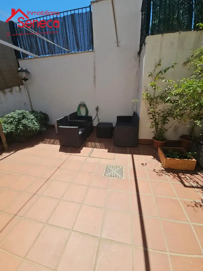 Terrassa de Casa adosada en venda en Córdoba amb Aire condicionat, Calefacció i Terrassa