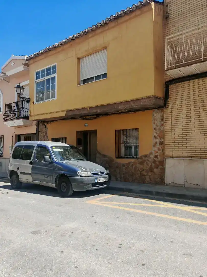 Vista exterior de Casa adosada en venda en Las Gabias
