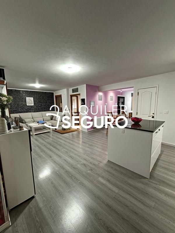 Sala d'estar de Pis de lloguer en  Madrid Capital amb Aire condicionat, Calefacció i Terrassa