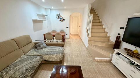 Foto 3 de Casa adosada en venda a La Pobla de Montornès  , Tarragona