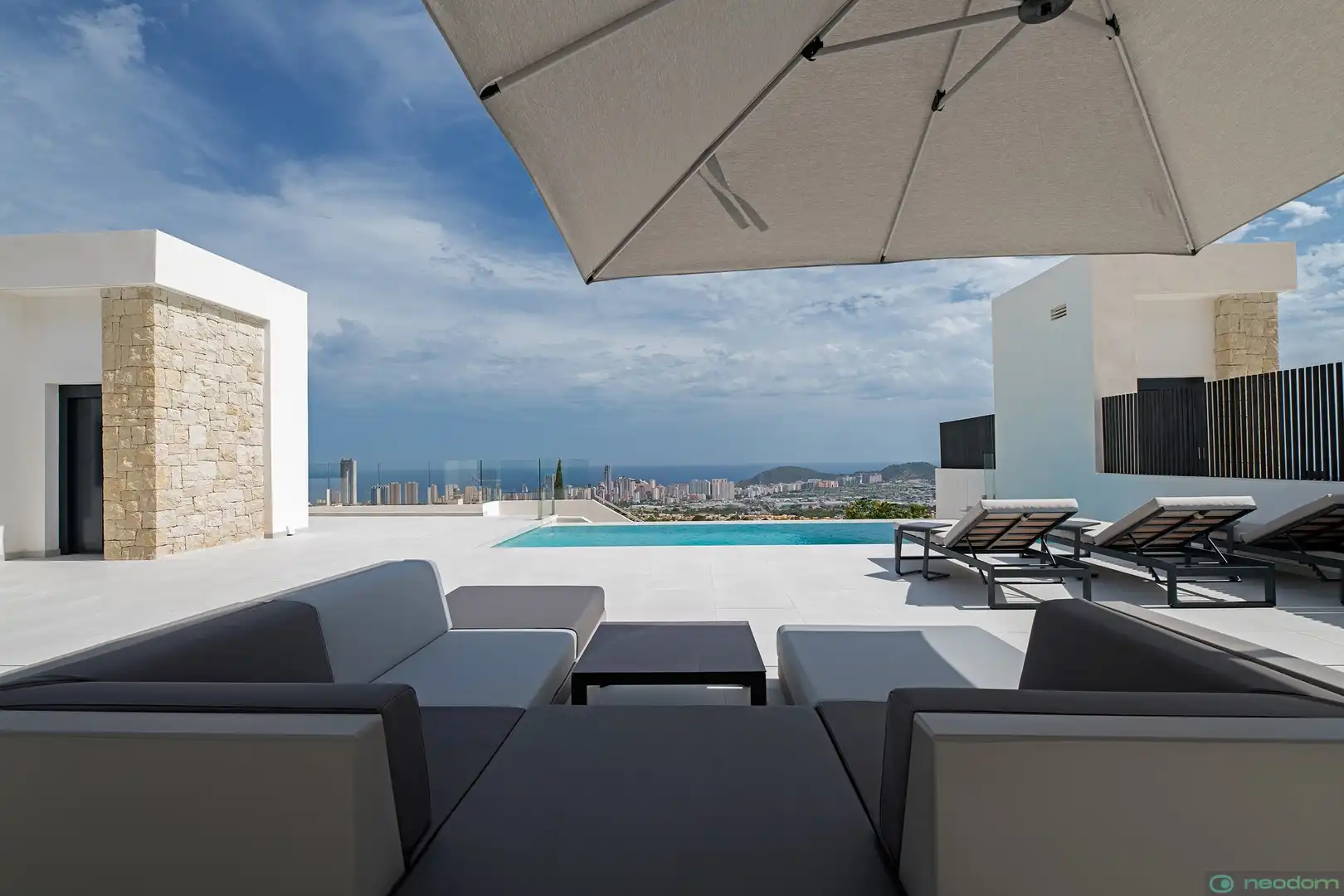 Casa amb terrassa en venda a C. Viena, imagen 52