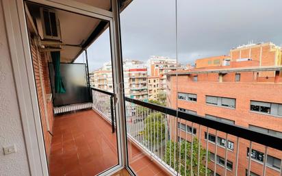 Vista exterior de Pis en venda en  Barcelona Capital amb Aire condicionat i Terrassa