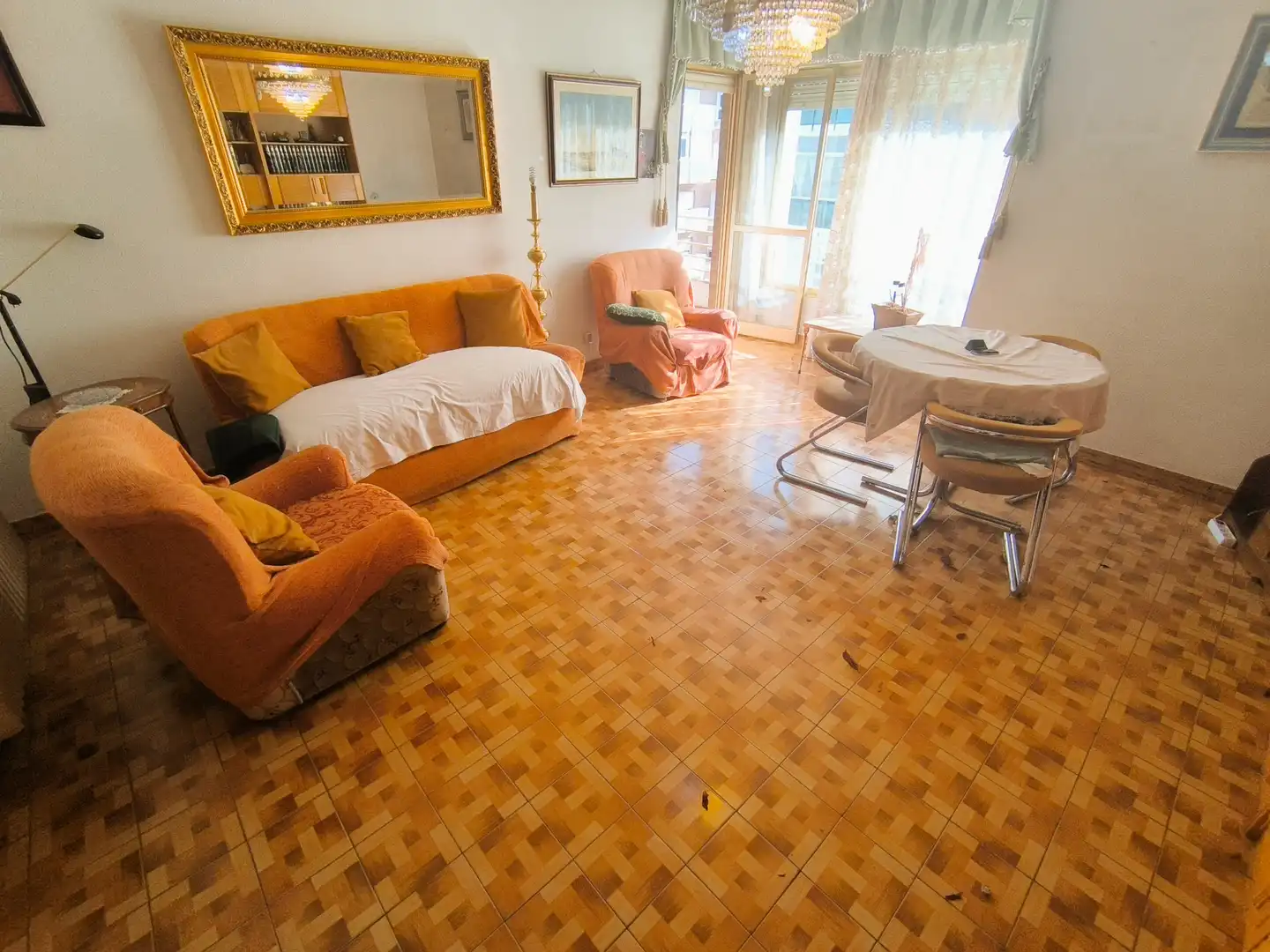 Sala d'estar de Pis en venda en Palencia amb Calefacció, Terrassa i Forn