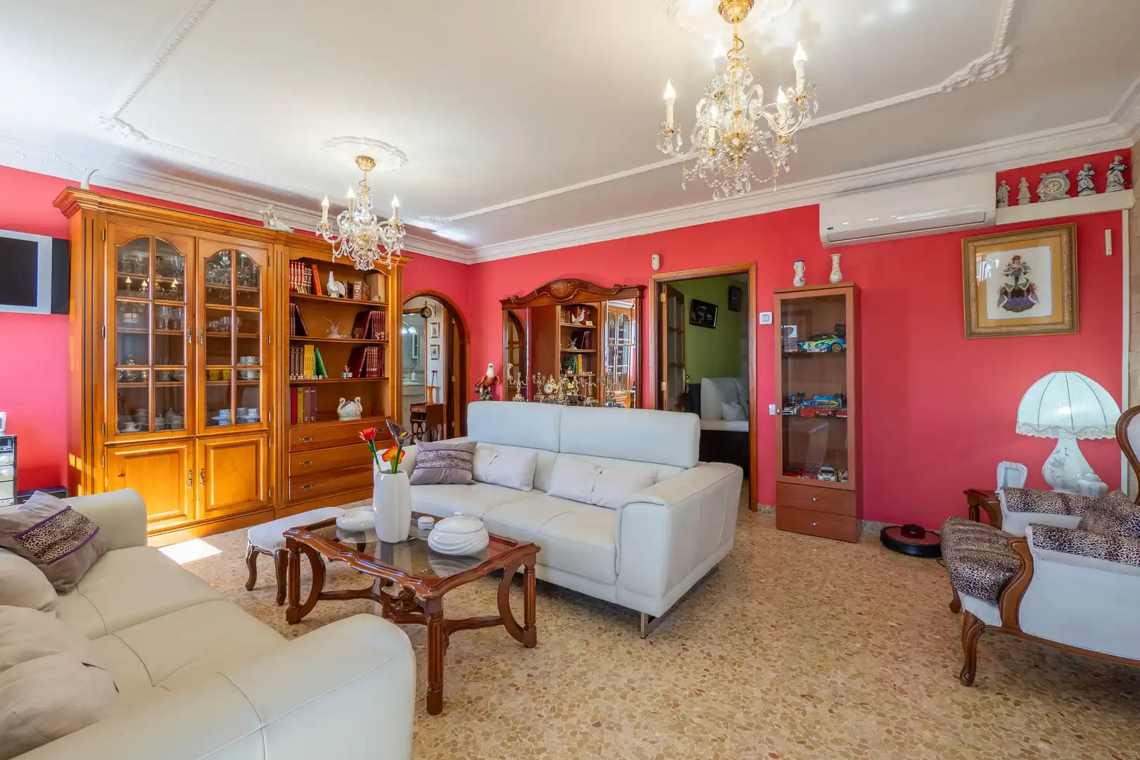 Sala d'estar de Casa o xalet en venda en Vega de San Mateo amb Calefacció, Jardí privat i Terrassa