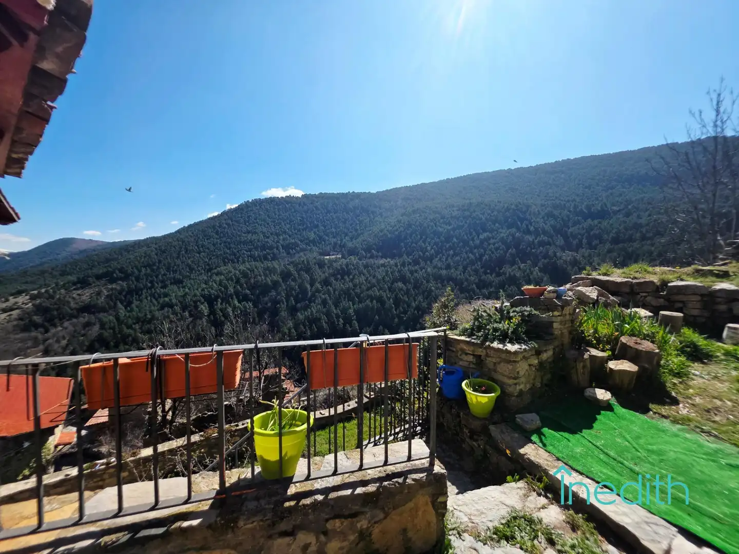 Terrassa de Casa o xalet en venda en El Pont de Bar amb Aire condicionat, Jardí privat i Terrassa