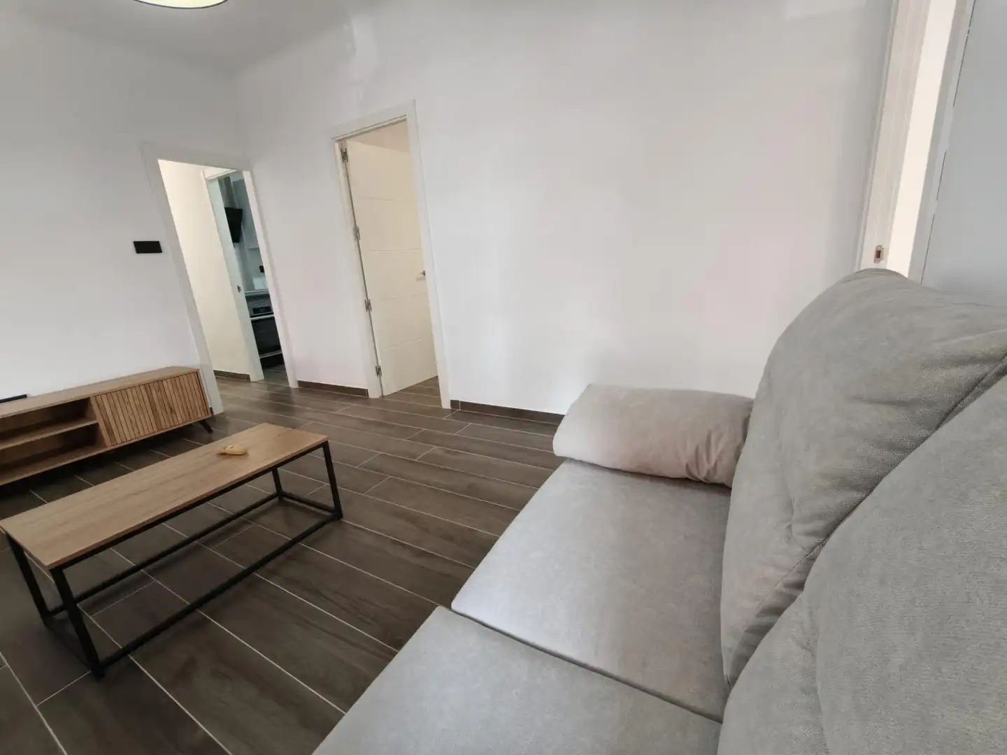 Sala d'estar de Pis de lloguer en Alicante / Alacant amb Aire condicionat, Moblat i Balcó
