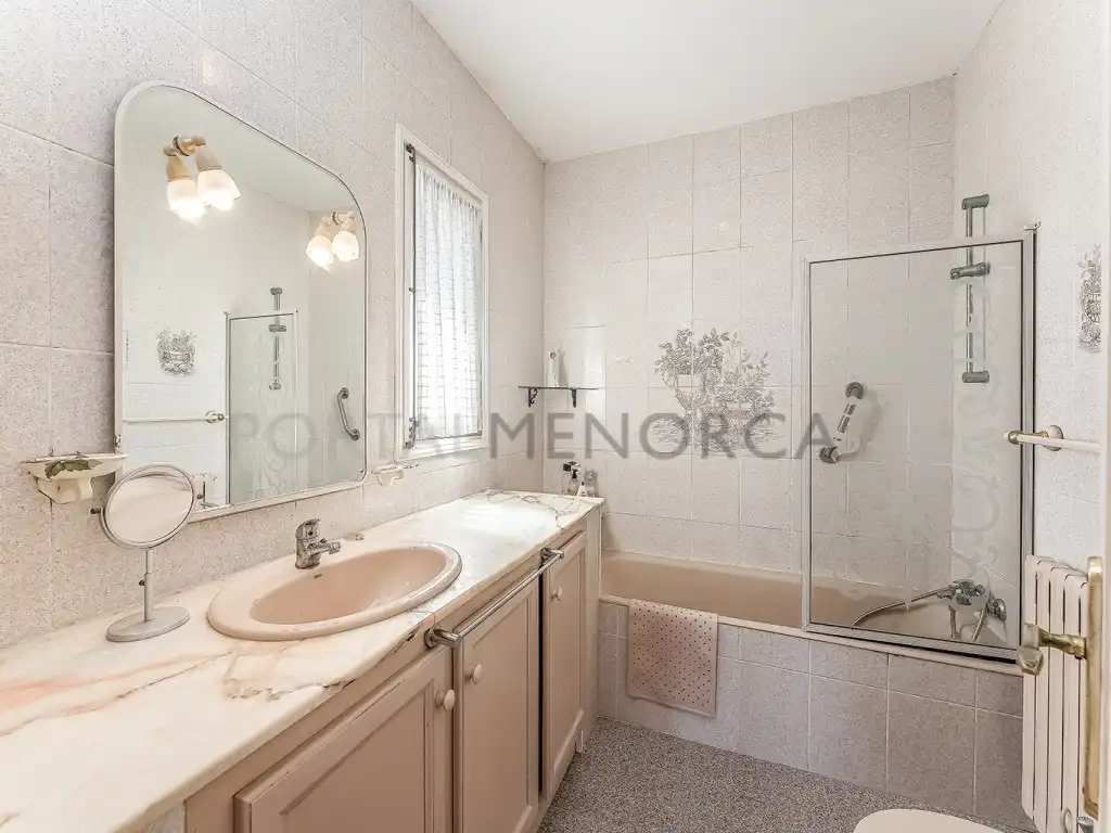Baño de Casa o chalet en venta en Es Mercadal con Aire acondicionado, Calefacción y Jardín privado