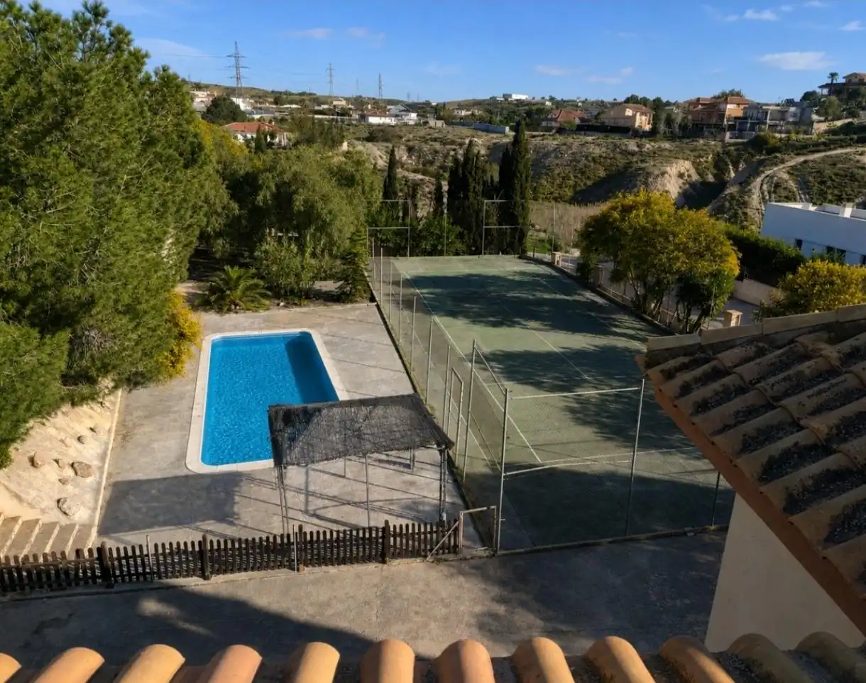 Chalet con terraza en venta en Calle de los Cedros, imagen 5