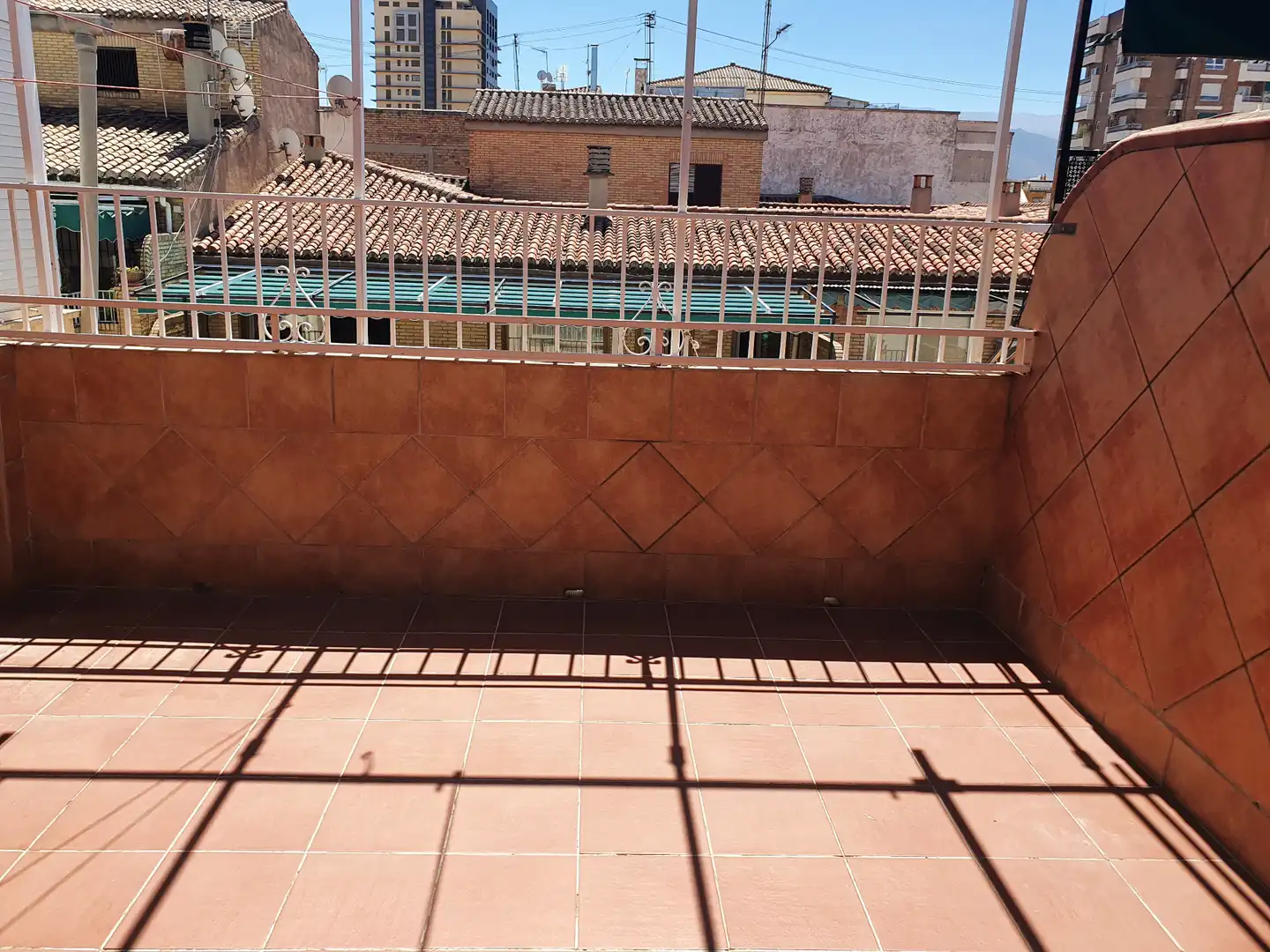 Terraza de Ático de alquiler en Granada con Aire acondicionado, Terraza y Amueblado