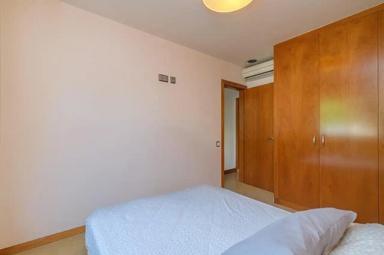 Bedroom of Houses for sale in Sabadell  with Air Conditioner, Heating and Terrace
