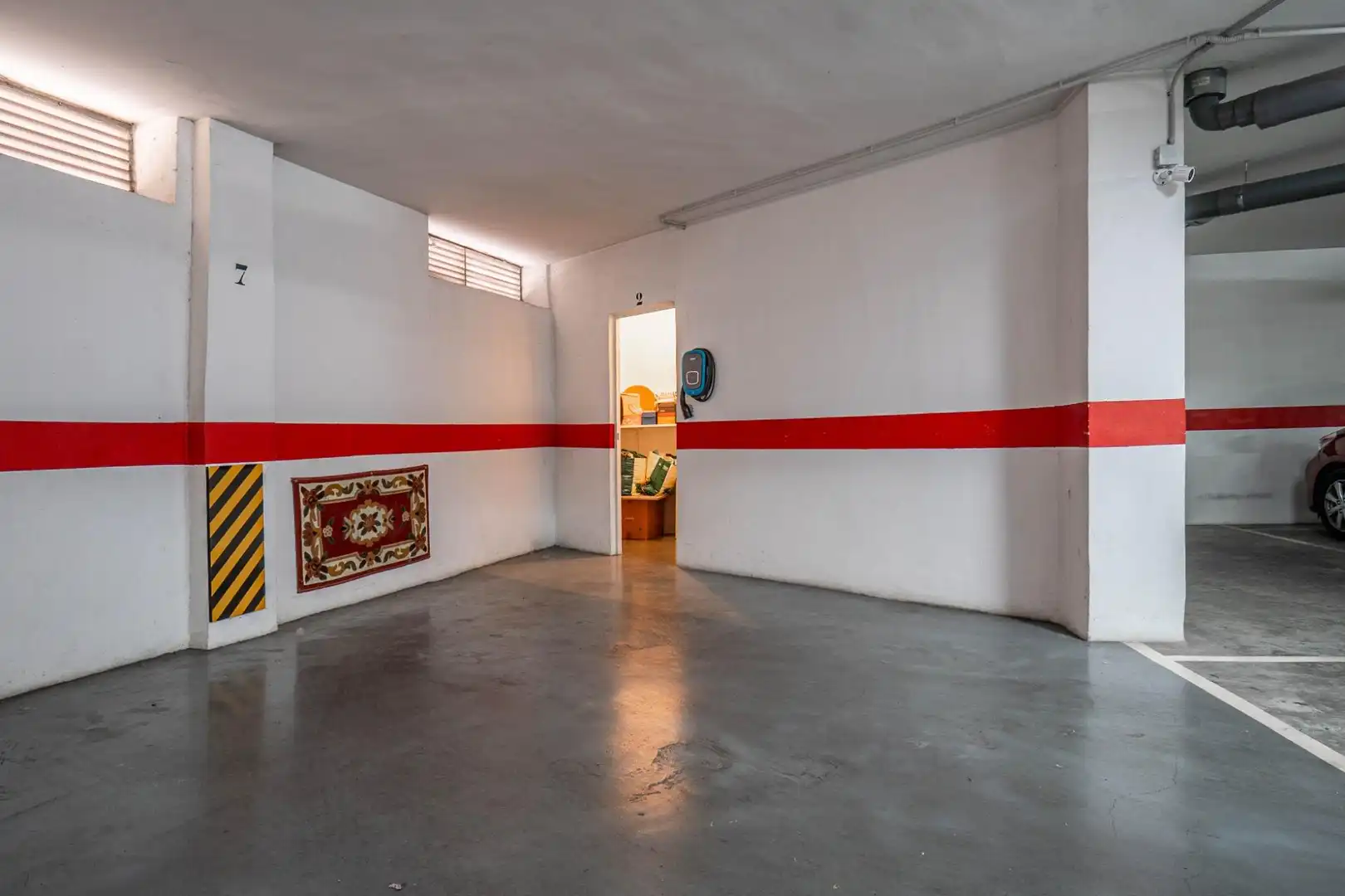 Flat for sale in Granada  with Air Conditioner, Furnished and Balcony