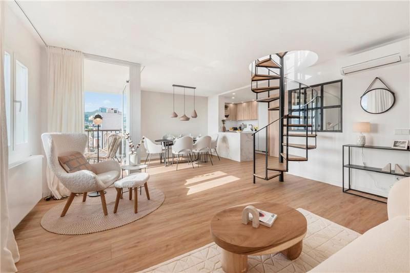 Sala d'estar de Àtic en venda en  Palma de Mallorca amb Aire condicionat, Calefacció i Terrassa