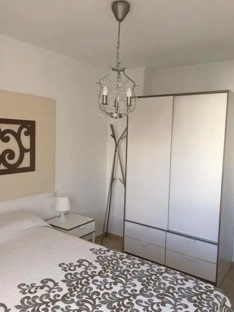 Habitación de Apartamento de alquiler en Huelva con Amueblado
