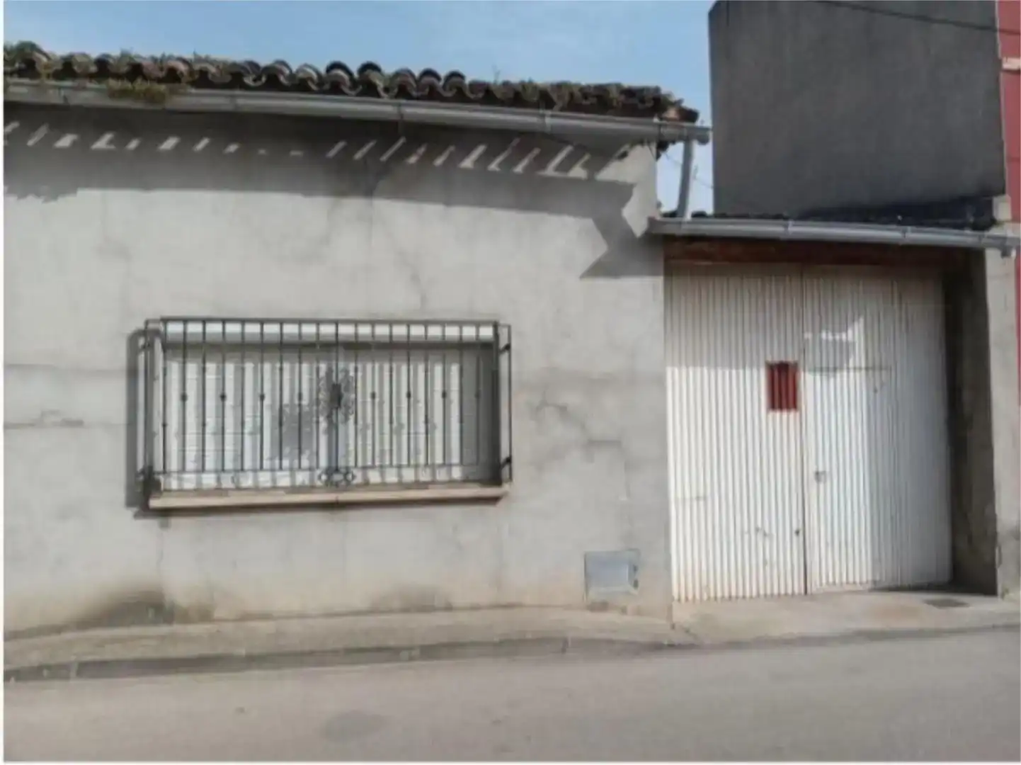 Vista exterior de Casa adosada en venda en Cazalegas