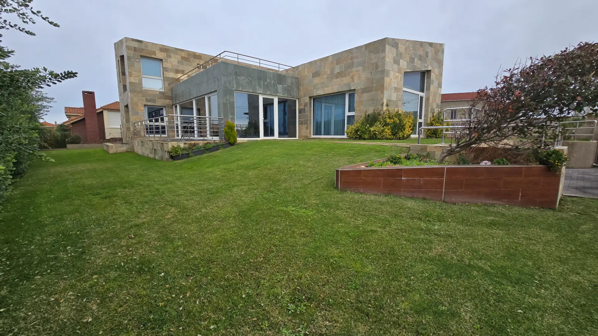 Vista exterior de Casa o chalet en venta en Bareyo con Calefacción, Jardín privado y Terraza