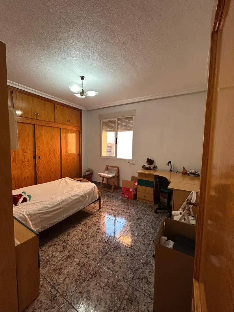 Dormitori de Casa o xalet en venda en Casco Urbano