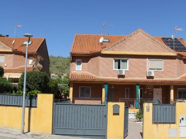 Villa avec balcon à vendre à Avenida Soledad