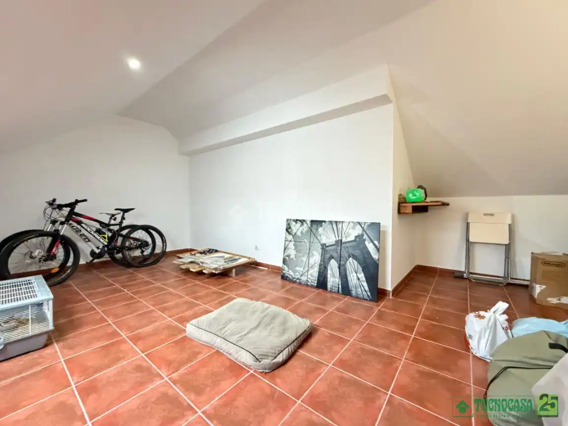 Casa adosada en venda en Uclés amb Aire condicionat i Calefacció
