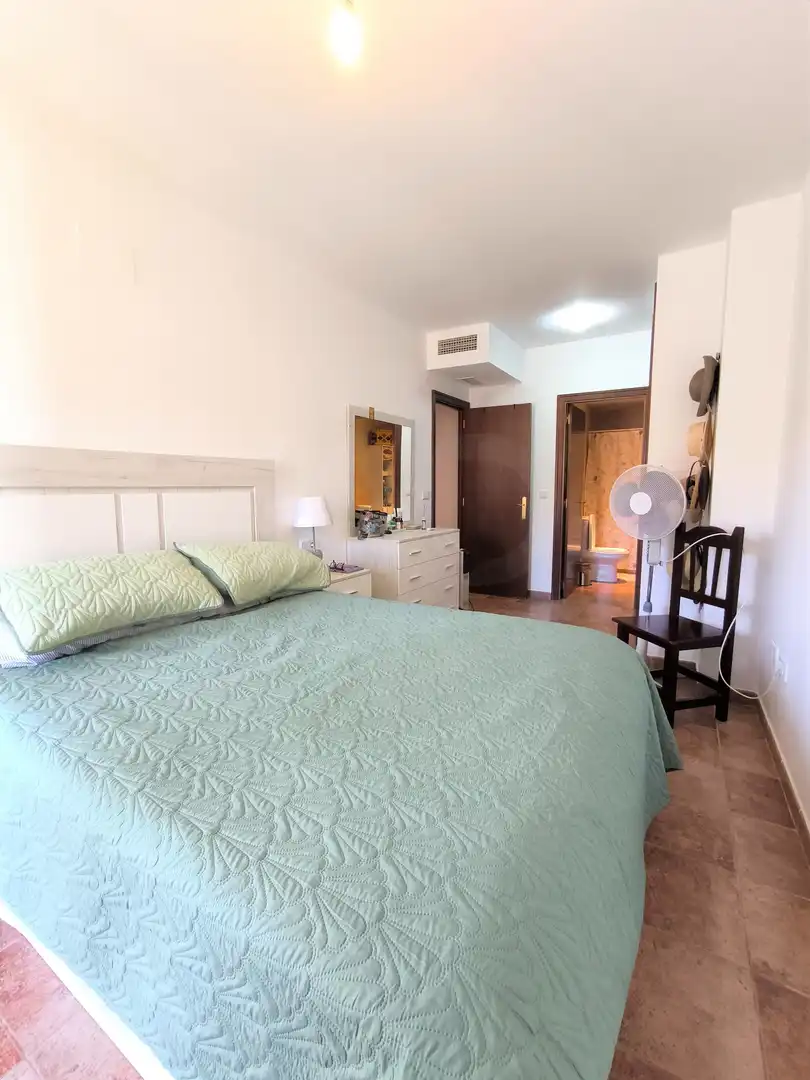 Appartamento con piscina in vendita a Costa Esuri, imagen 13