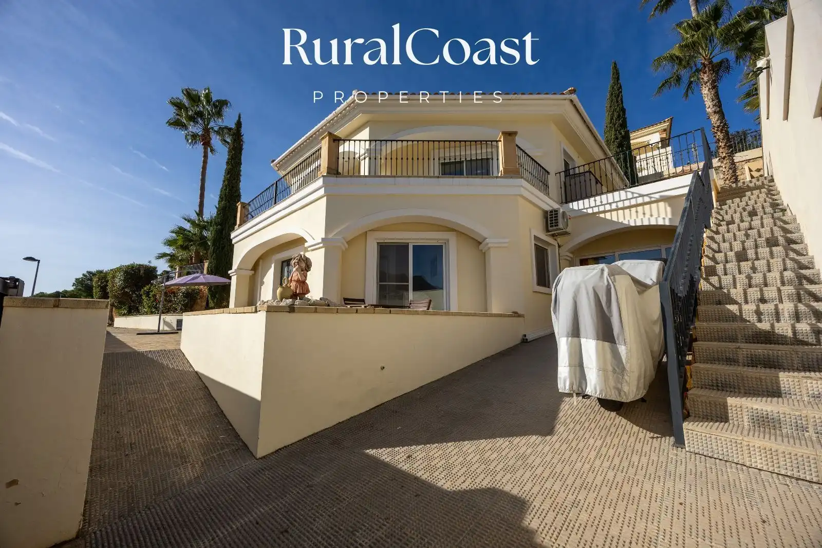 Vista exterior de Casa o chalet en venta en Busot con Aire acondicionado, Calefacción y Terraza