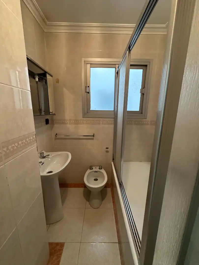 Bany de Pis en venda en Úbeda amb Aire condicionat i Balcó