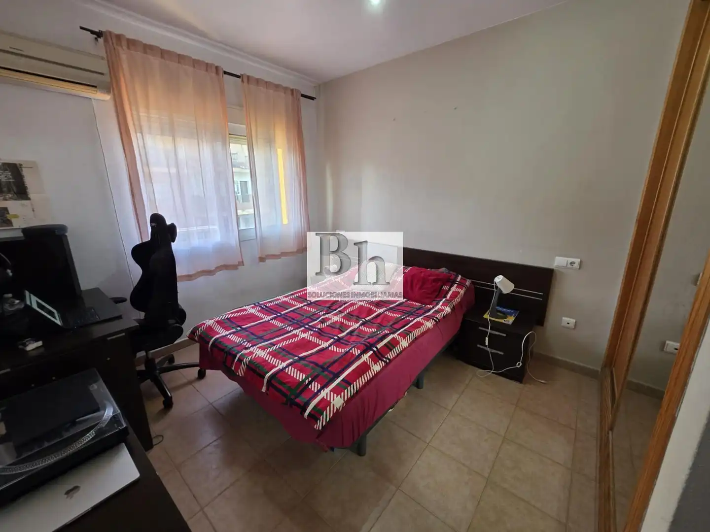 Bedroom of Flat for sale in Málaga