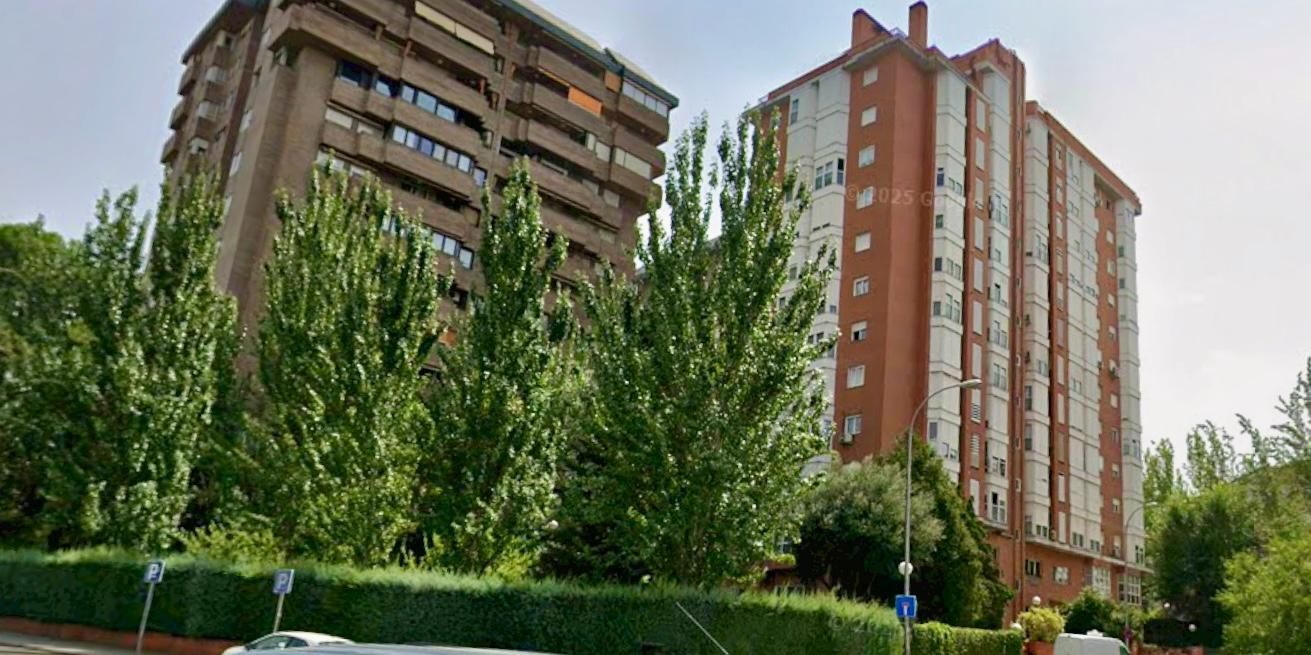 Exterior view of Flat for sale in  Madrid Capital  with Heating