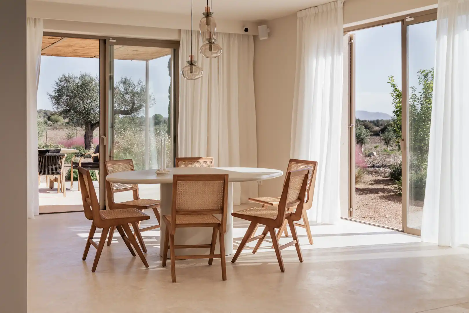 Comedor de Finca rústica en venta en Maria de la Salut con Aire acondicionado, Jardín privado y Terraza