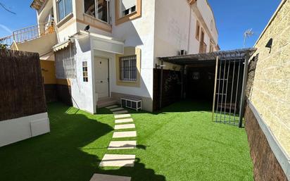 Exterior view of House or chalet for sale in Torrevieja  with Air Conditioner, Private garden and Storage room