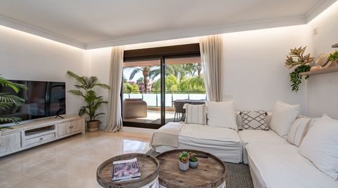 Apartamento en venta en Las Salinas, Estepona, imatge 3