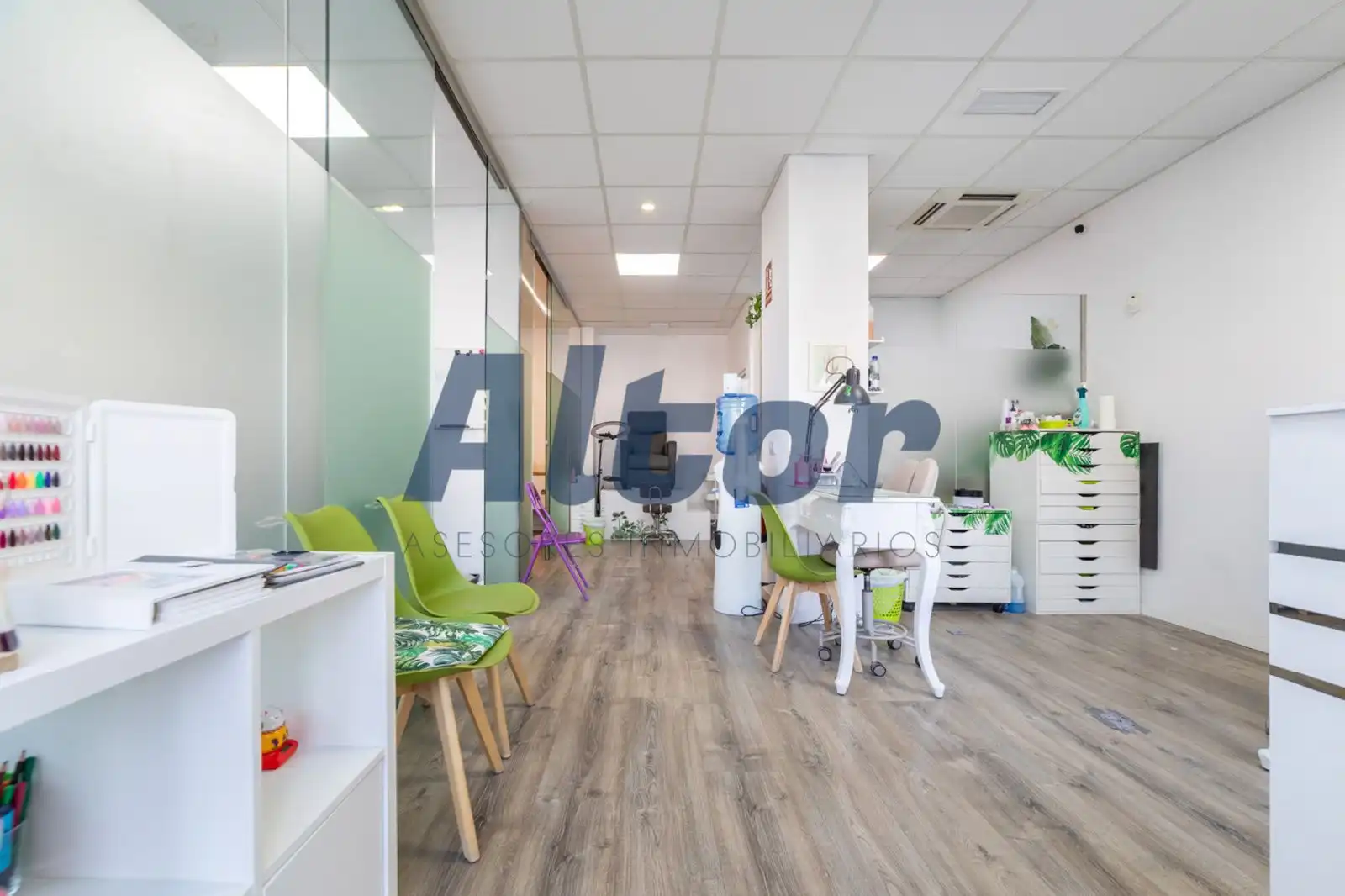 Local en venta en Getafe con Aire acondicionado, Amueblado y Internet