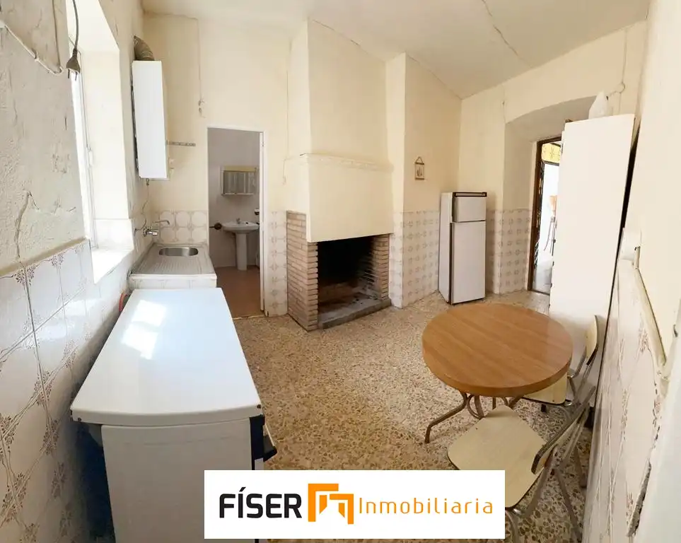 Kitchen of Flat for sale in Medina de las Torres  with Terrace