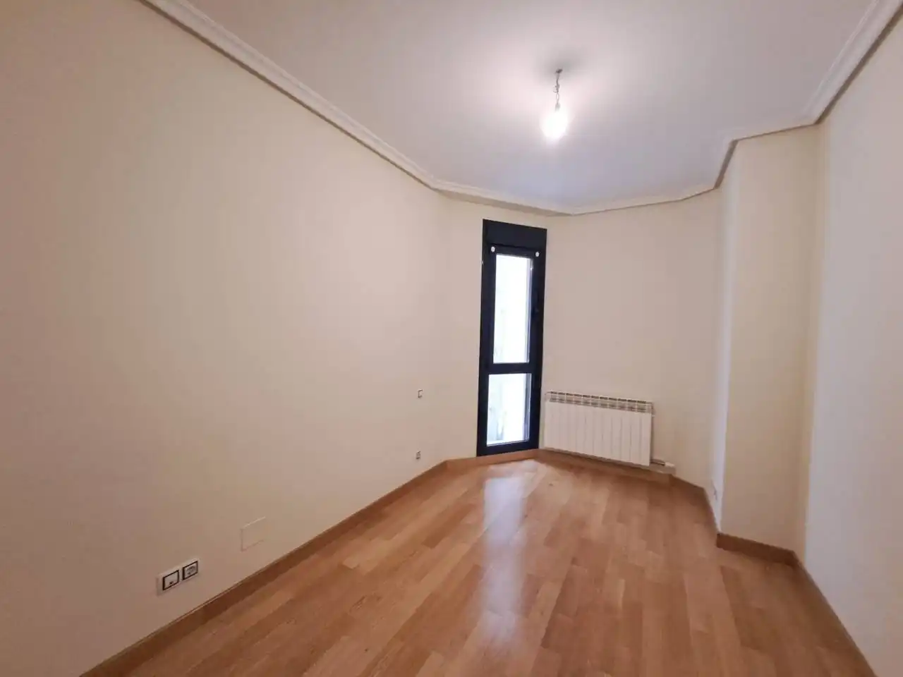 Habitación de Piso en venta en Burgos con Calefacción, Parquet y Trastero