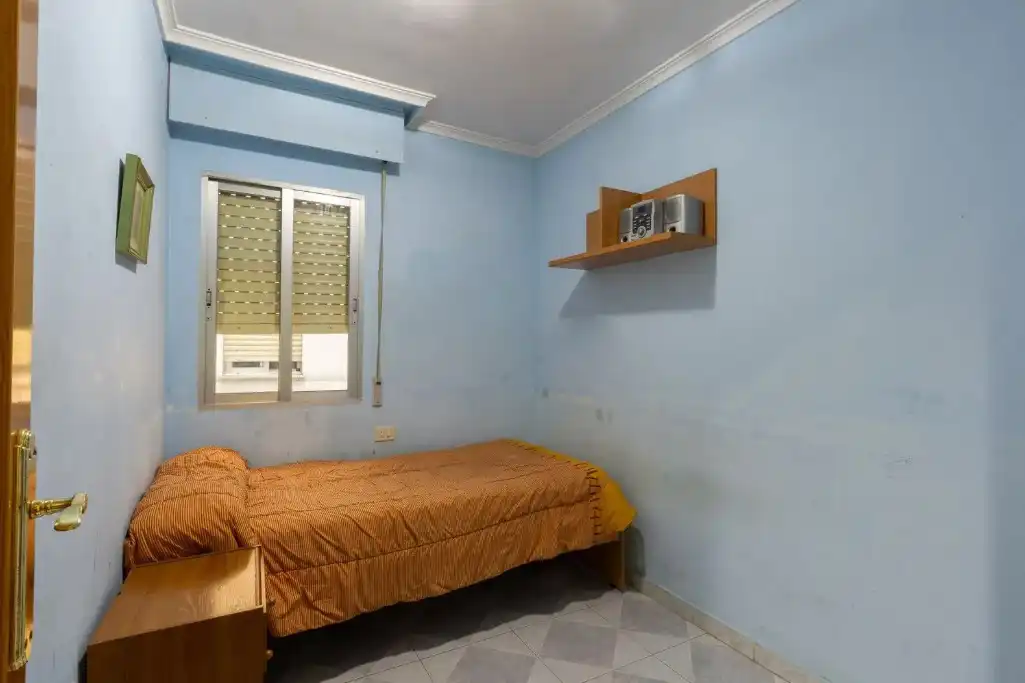 Bedroom of Flat for sale in Sueca  with Air Conditioner, Storage room and Balcony